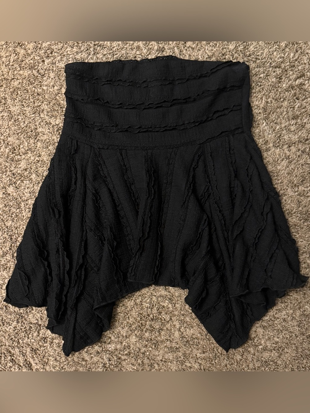 21 Saints Women's Black Textured Smocked Flowing Tube Top